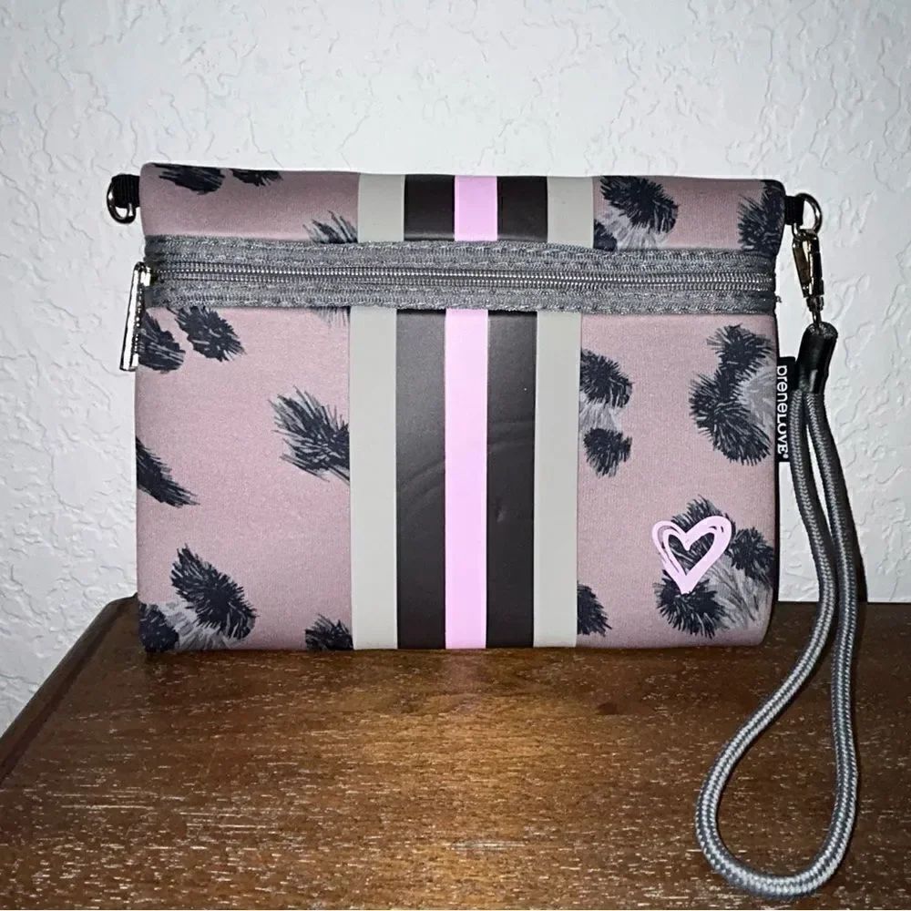 Prenelove Zipper Closure Clutch Wristlet
